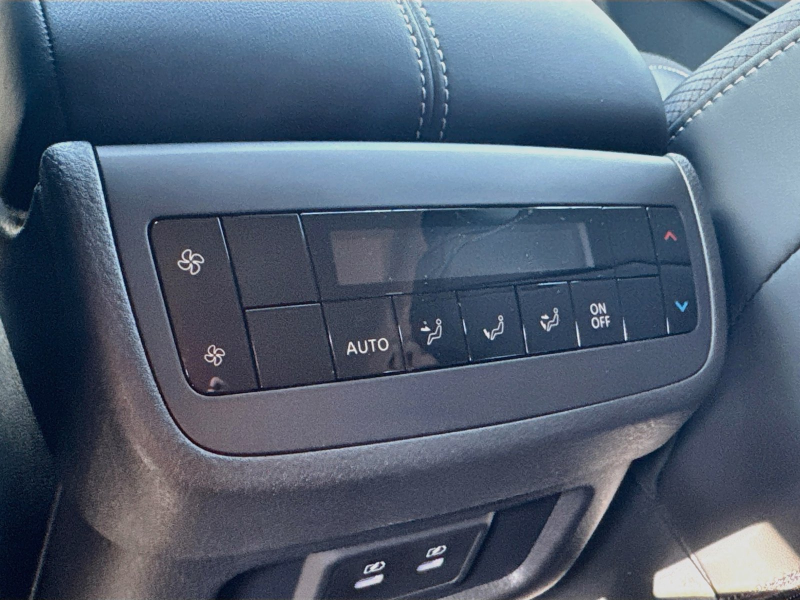 New 2026 Nissan Pathfinder SL FWD image 27
