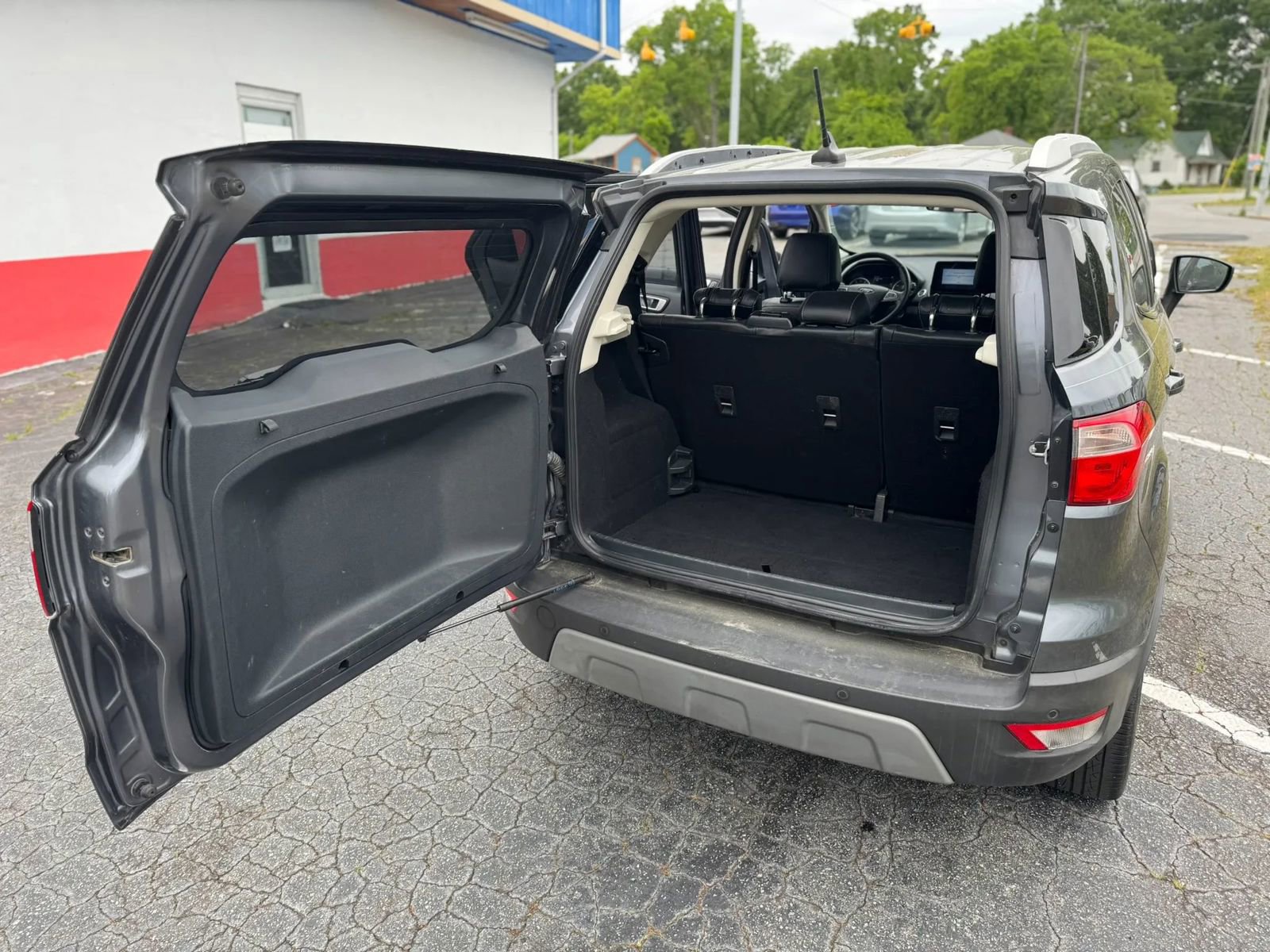Used 2019 Ford EcoSport Titanium FWD image 12
