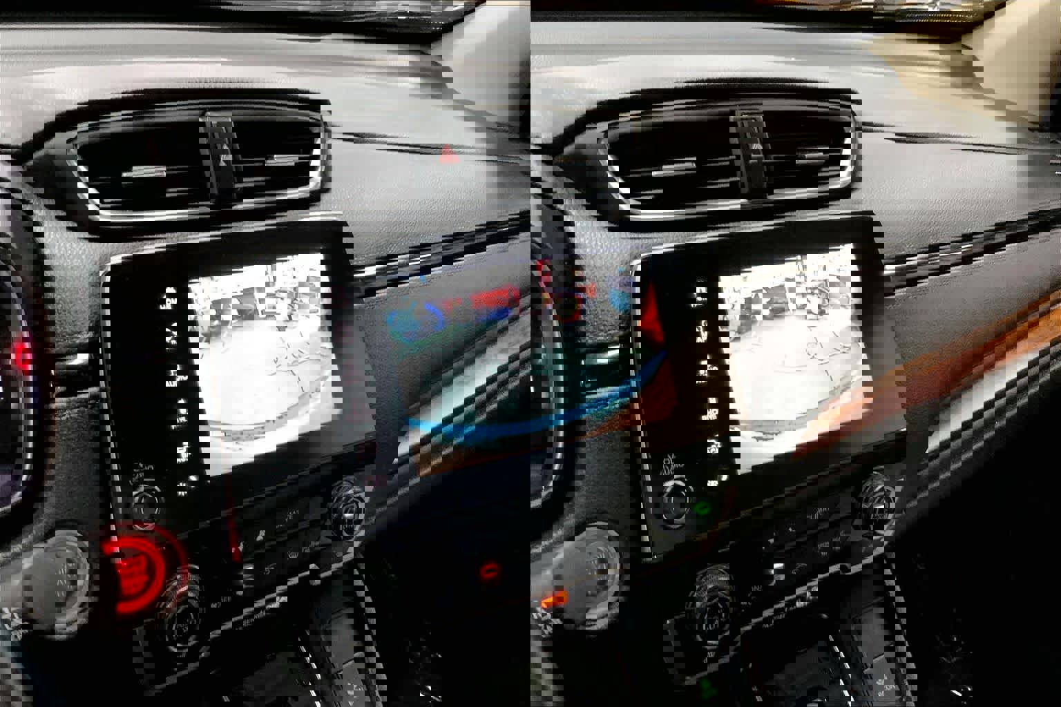 Used 2018 Honda CR-V Touring image 26