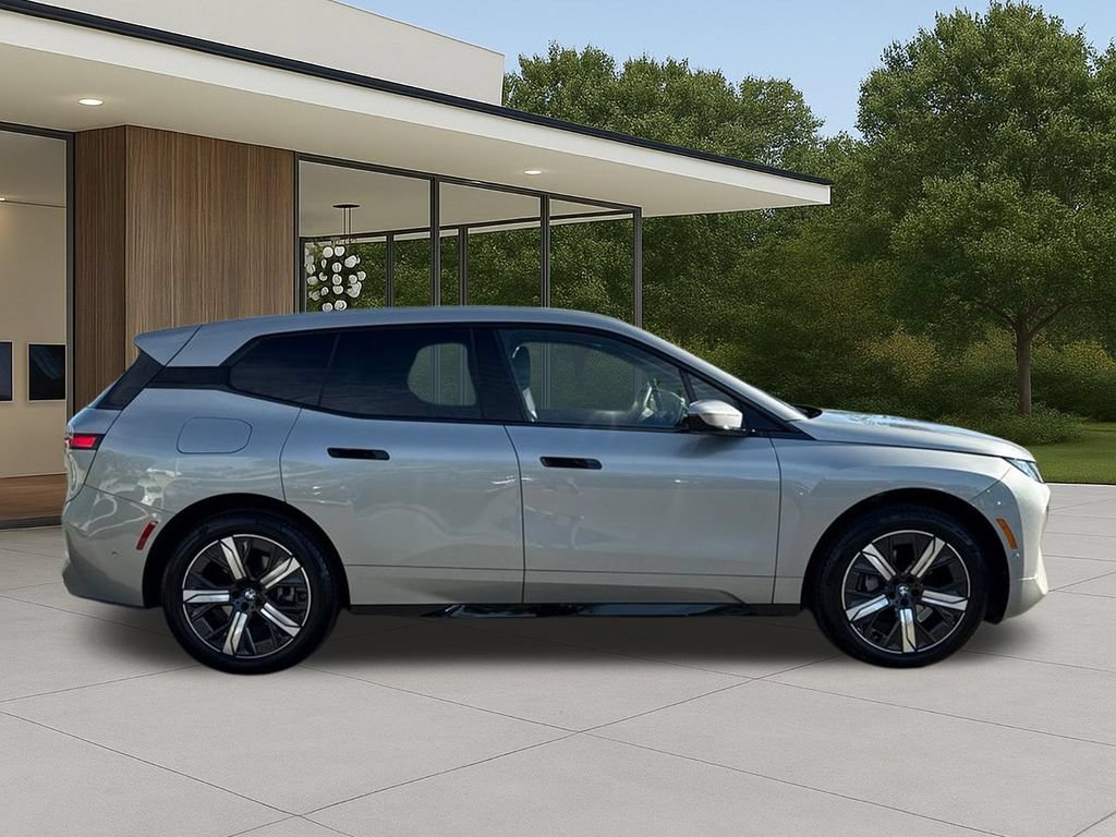 Used 2026 BMW iX xDrive45 AWD/4WD image 7