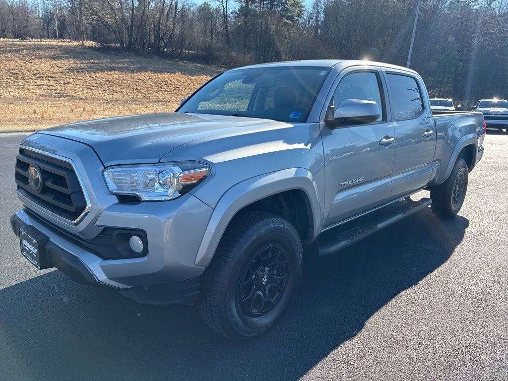 Used 2021 Toyota Tacoma SR5 image 3