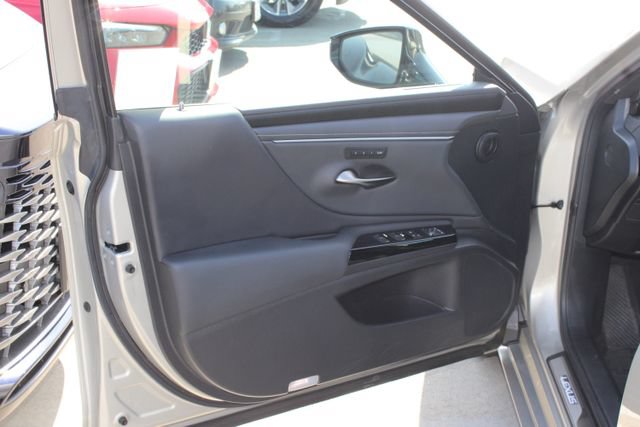 Certified 2024 Lexus ES 350 w/ Premium Package FWD image 11