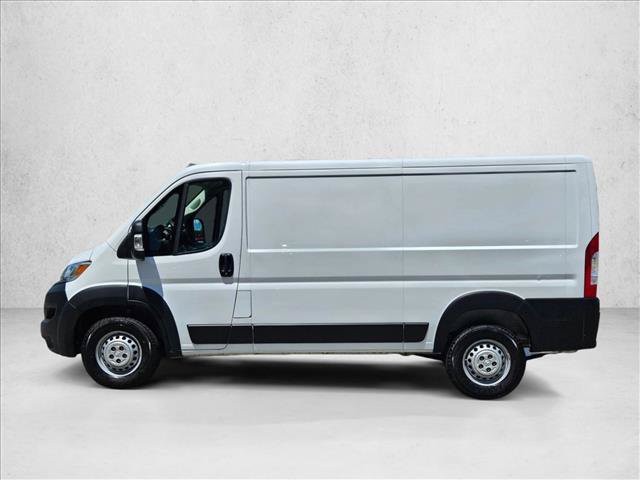 Used 2025 RAM ProMaster 2500 w/ Convenience Group FWD image 8