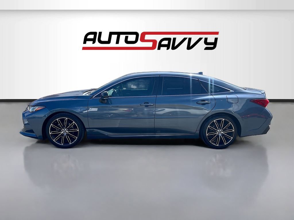 Used 2019 Toyota Avalon Touring w/ Advanced Safety Package FWD image 4