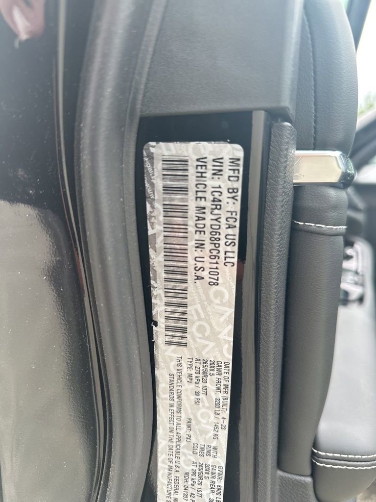 Used 2023 Jeep Grand Cherokee Overland w/ Luxury Tech Group IV image 36