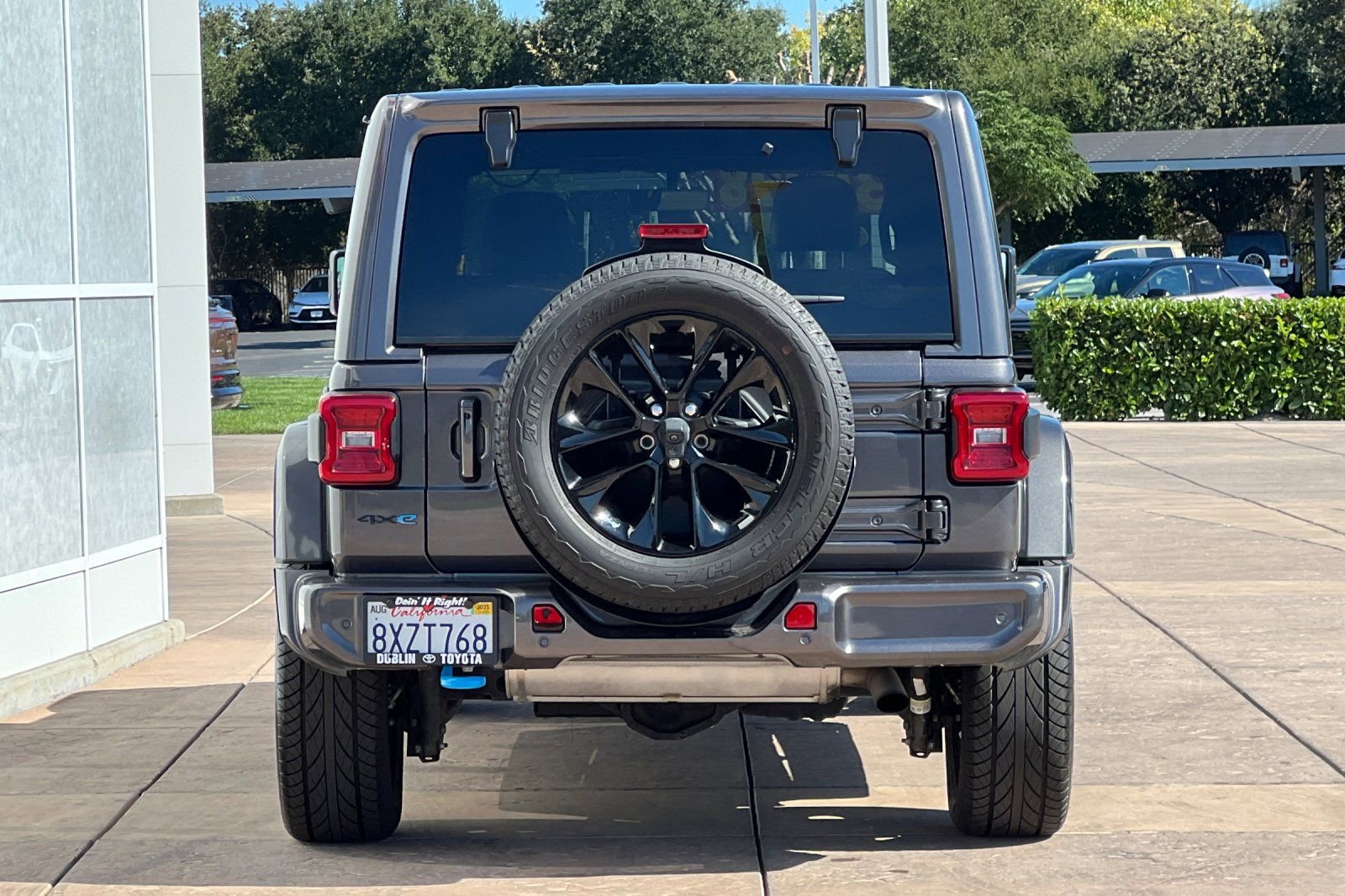 Used 2021 Jeep Wrangler Unlimited Sahara image 5