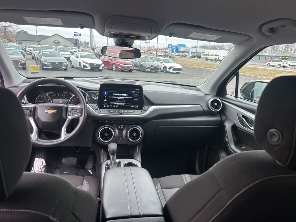Used 2025 Chevrolet Blazer LT image 14