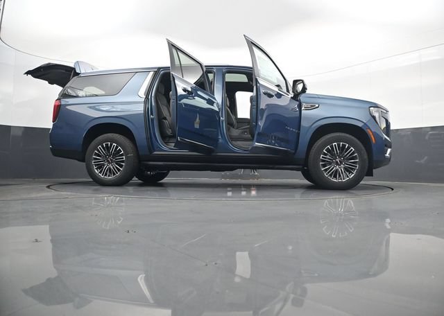 New 2026 GMC Yukon XL Elevation w/ Elevation Premium Package AWD/4WD image 41