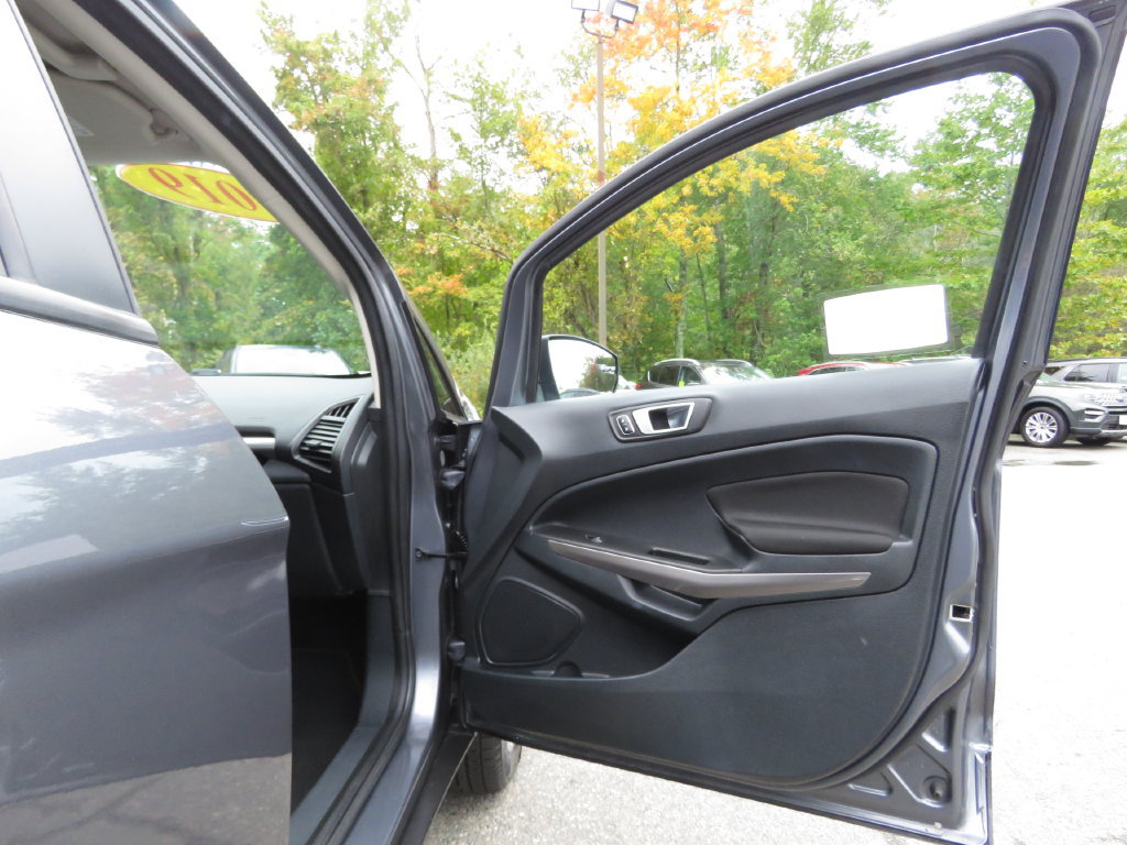 Used 2019 Ford EcoSport SE AWD/4WD image 12