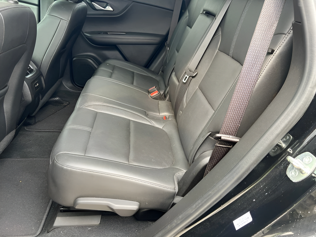 Used 2021 Chevrolet Blazer LT FWD image 12