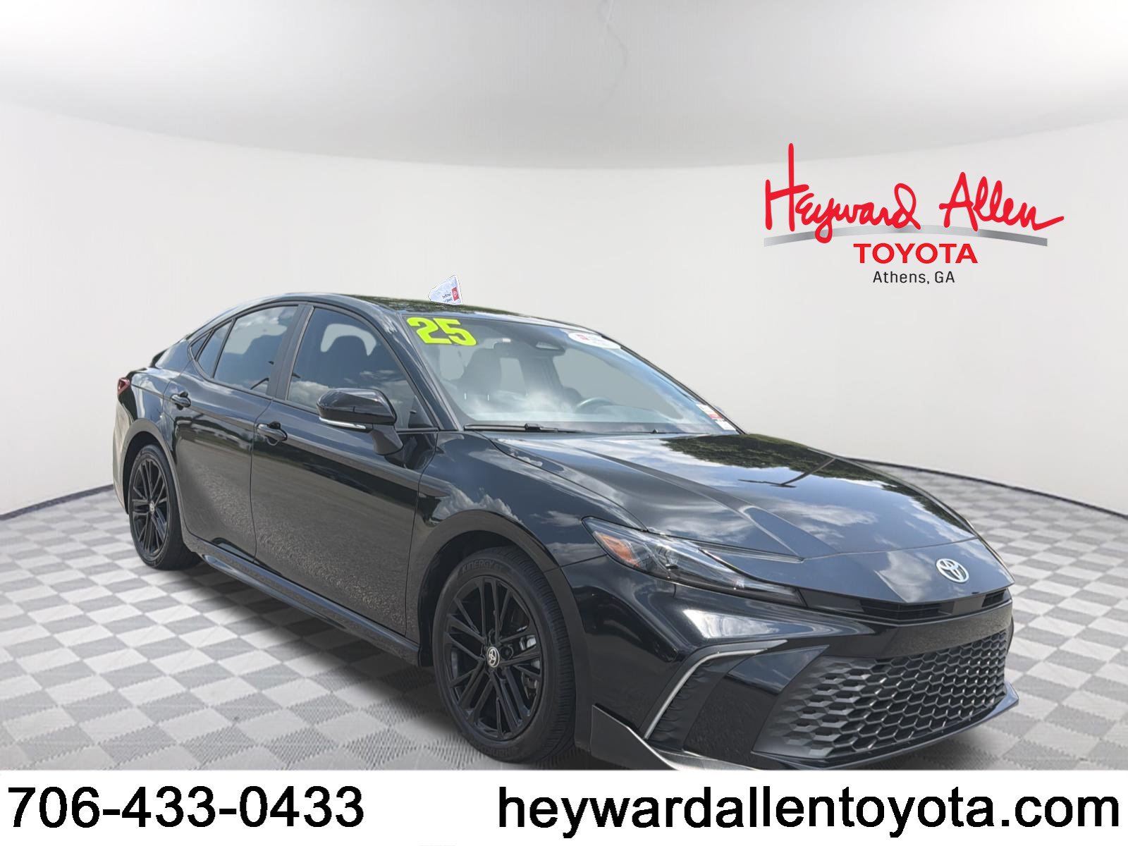 Certified 2025 Toyota Camry SE w/ Convenience Package