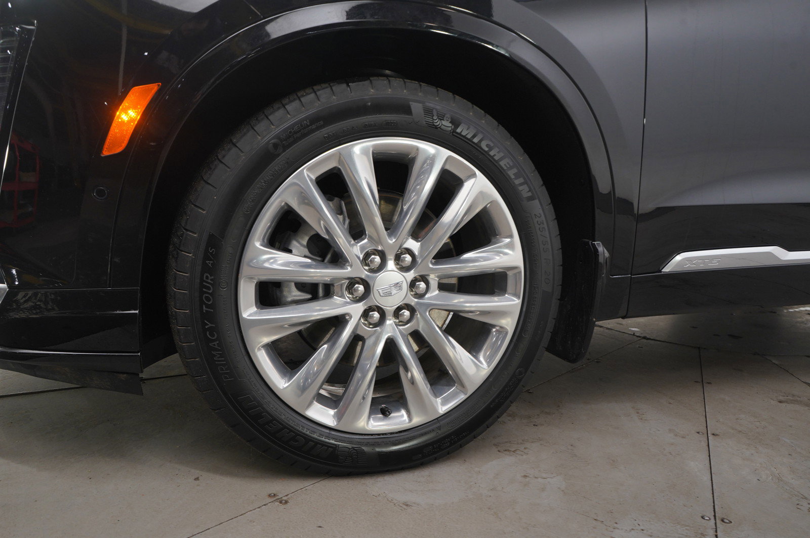 Used 2022 Cadillac XT6 Premium Luxury w/ Platinum Package image 24