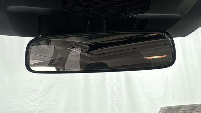 Used 2024 Subaru Crosstrek 2.0i Premium image 31