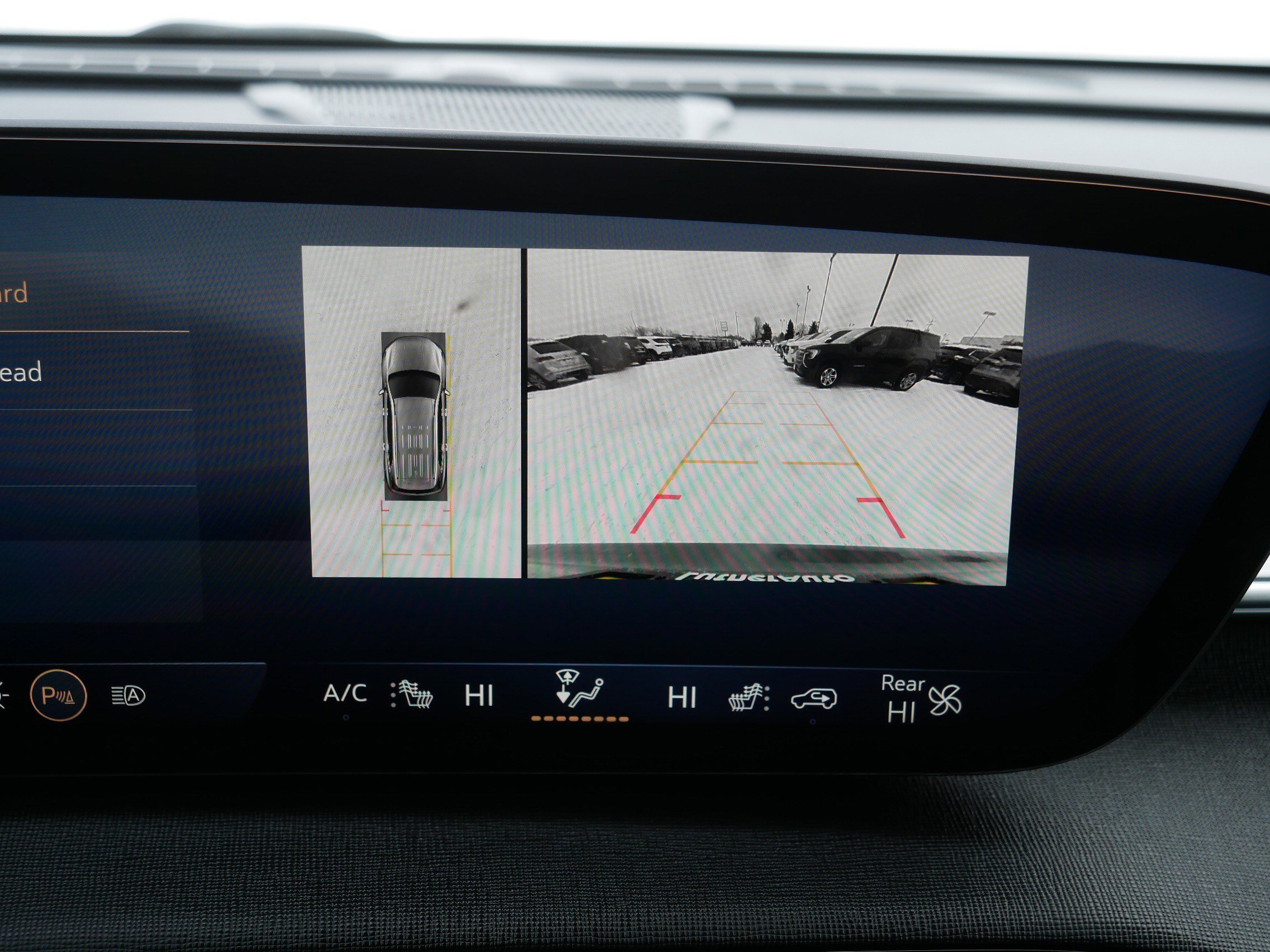 Used 2025 Buick Enclave Preferred image 27