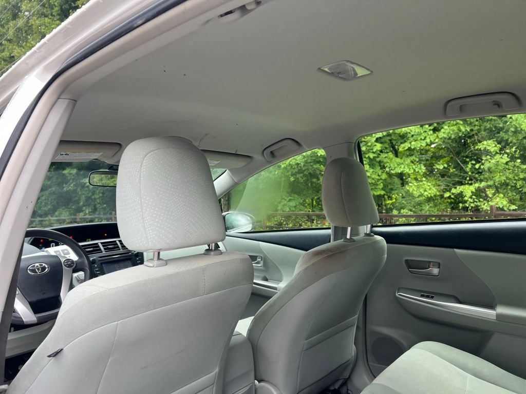 Used 2012 Toyota Prius V Two FWD image 27