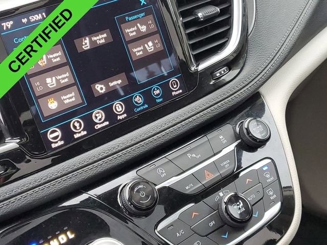 Used 2019 Chrysler Pacifica Limited image 19