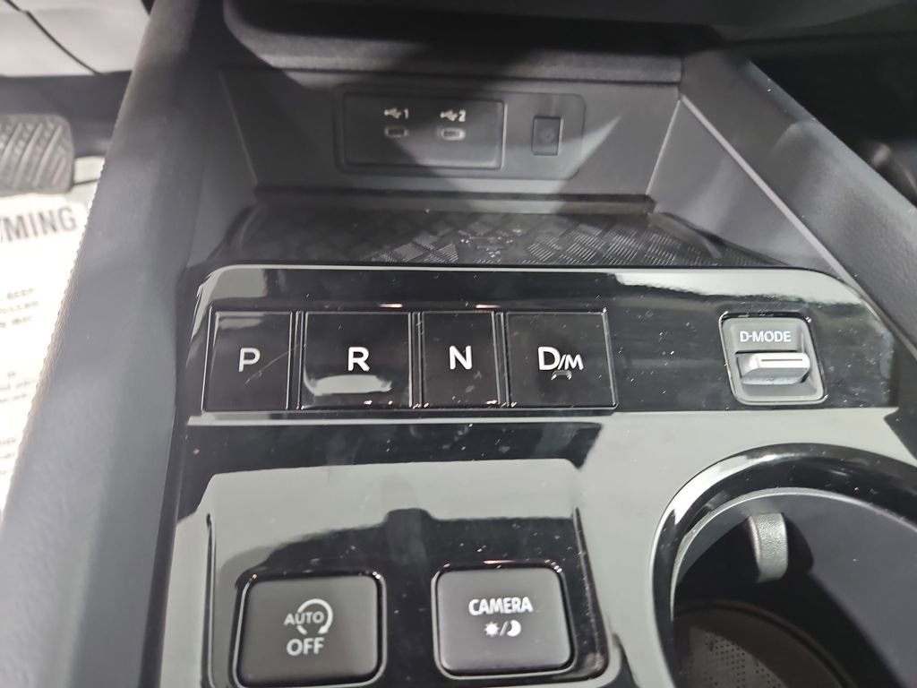 Certified 2025 Nissan Murano Platinum w/ Cargo Package image 25