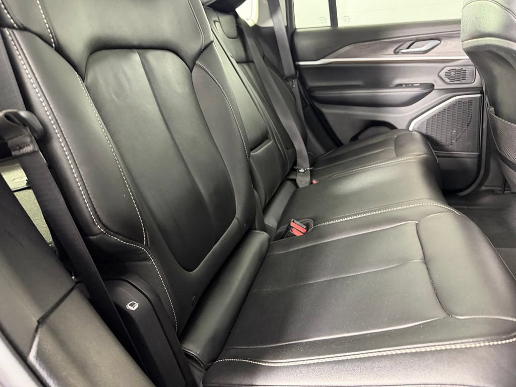 Used 2022 Jeep Grand Cherokee Limited 4xe AWD/4WD image 32