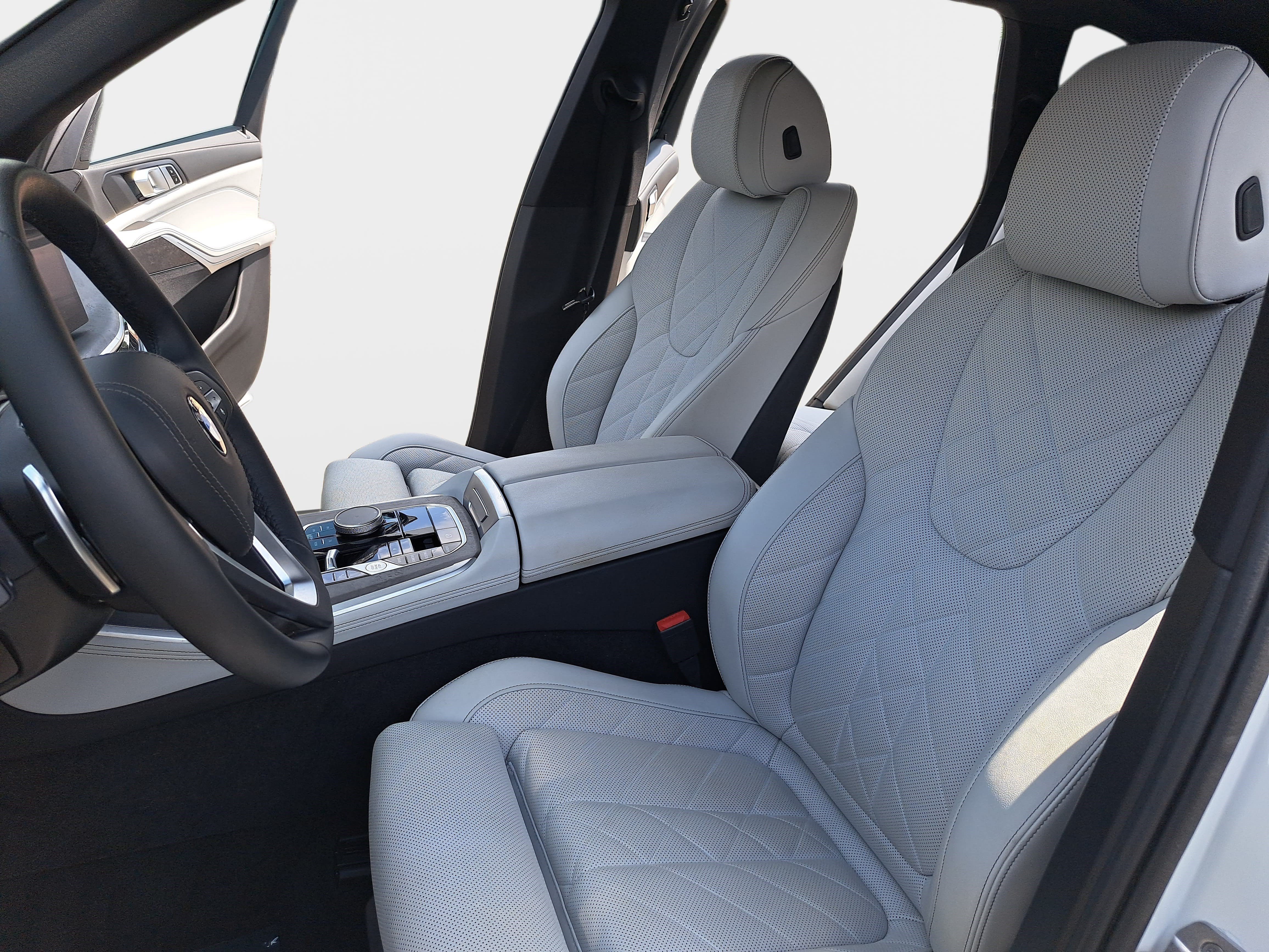 Used 2025 BMW X5 sDrive40i w/ Parking Assistance Package RWD image 15