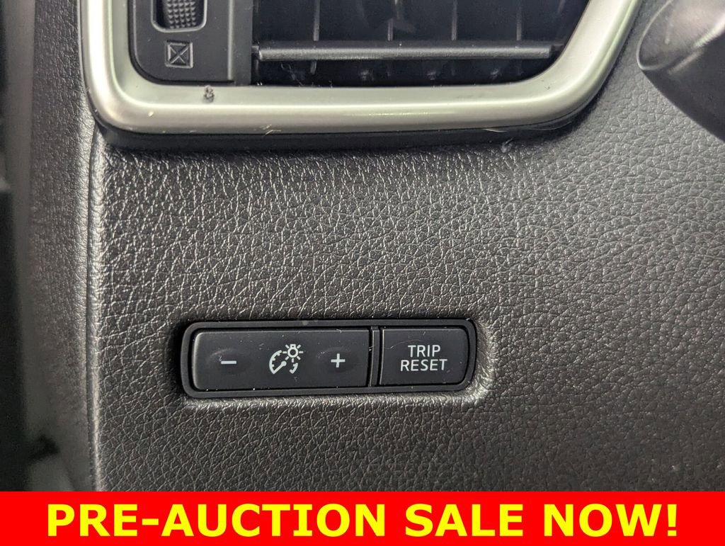 Used 2016 Nissan Rogue S image 13