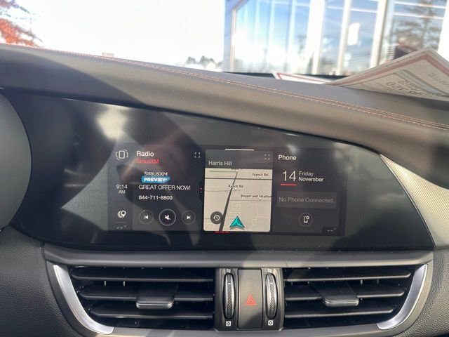 New 2025 Alfa Romeo Giulia AWD w/ Driving Assist Package image 18