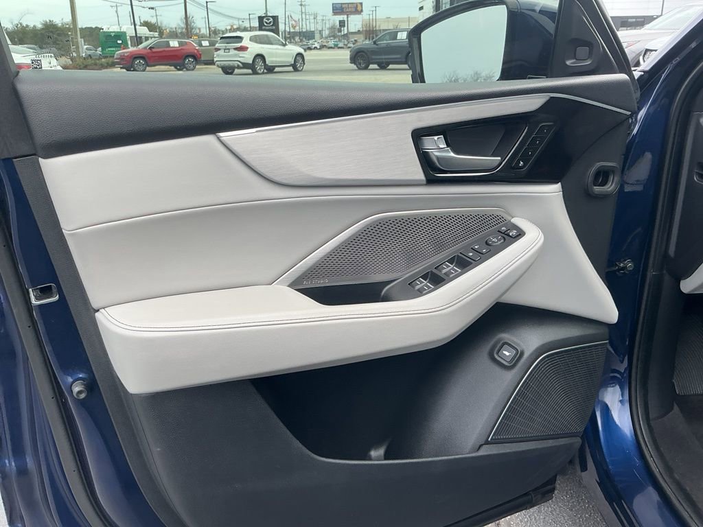 Certified 2023 Acura MDX FWD w/ Technology Package image 10