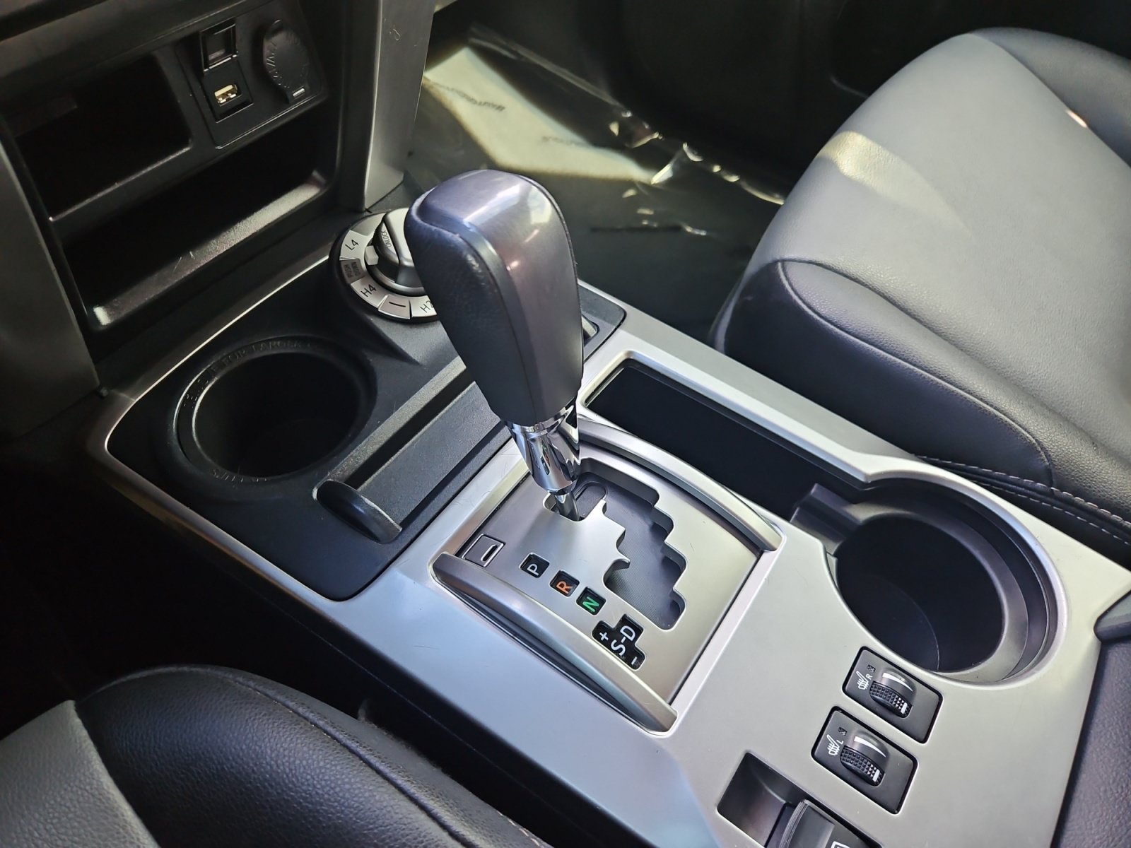 Used 2022 Toyota 4Runner SR5 Premium AWD/4WD image 22