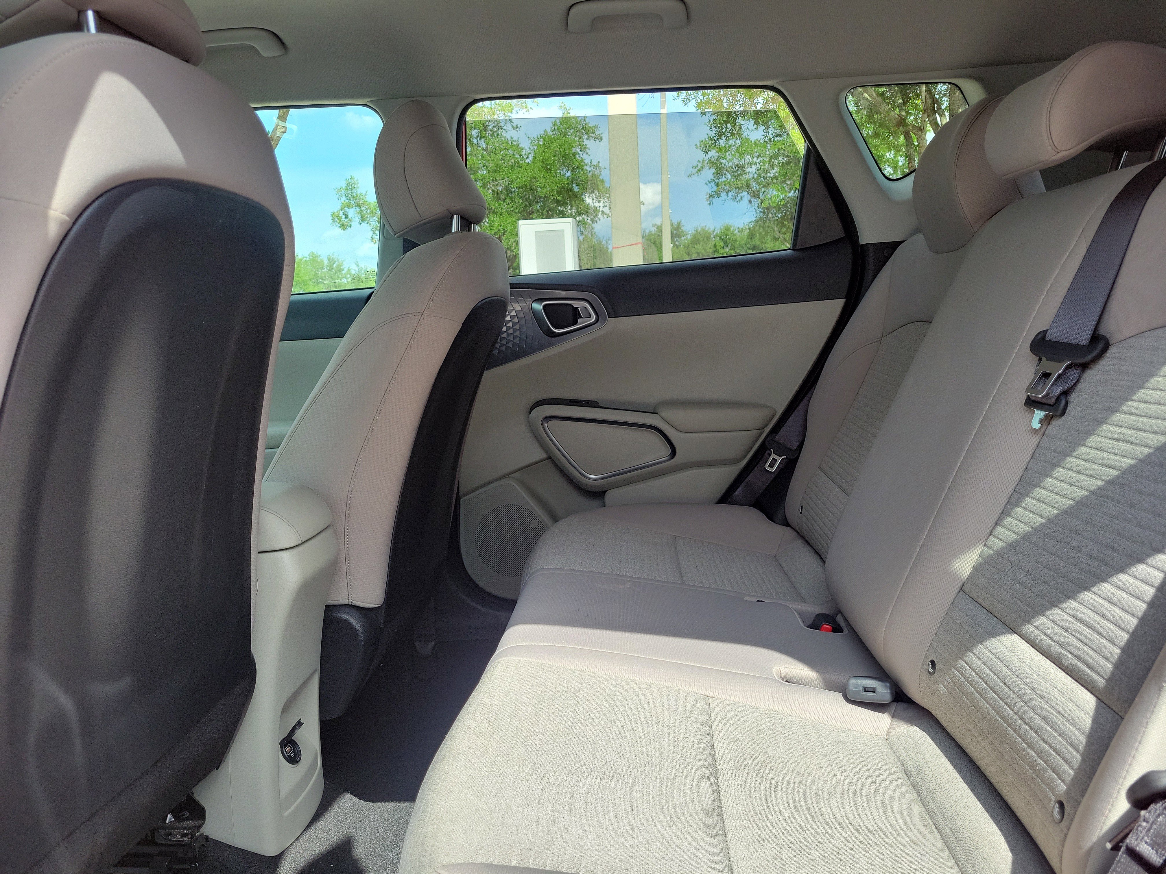 Used 2022 Kia Soul S FWD image 18