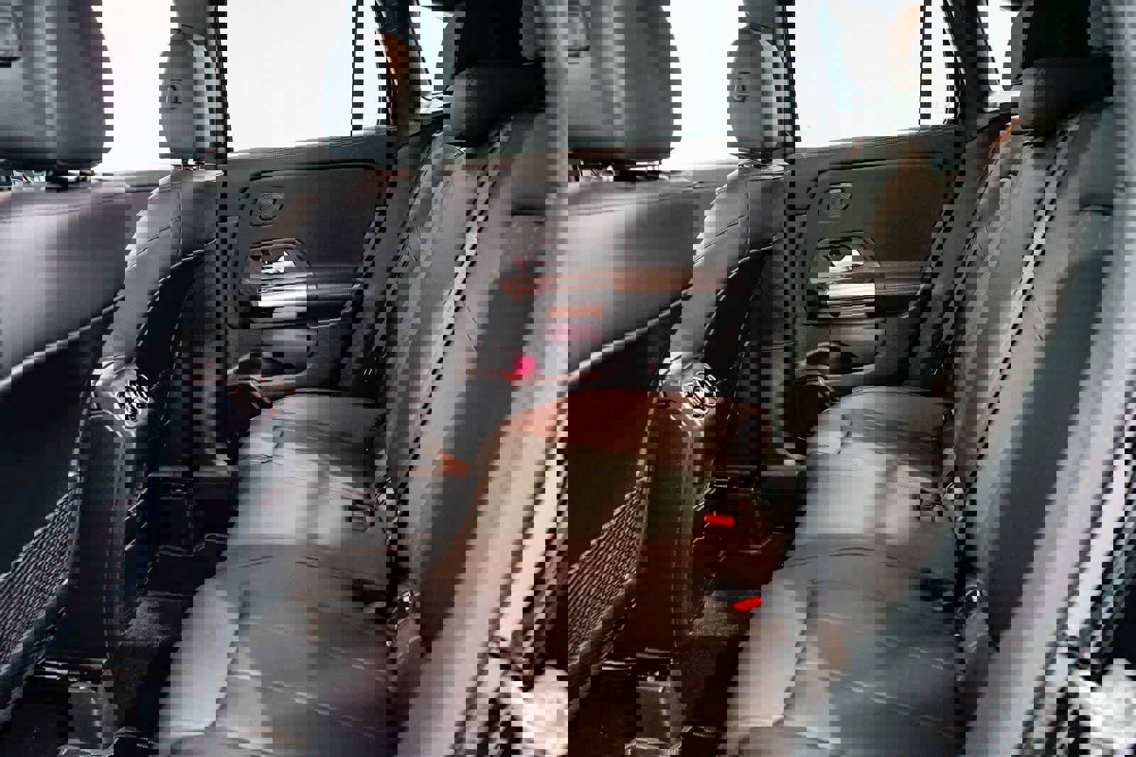 Used 2025 Mercedes-Benz GLA 250 image 17