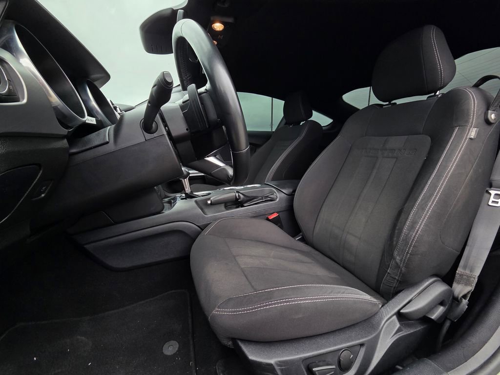 Used 2022 Ford Mustang GT image 23