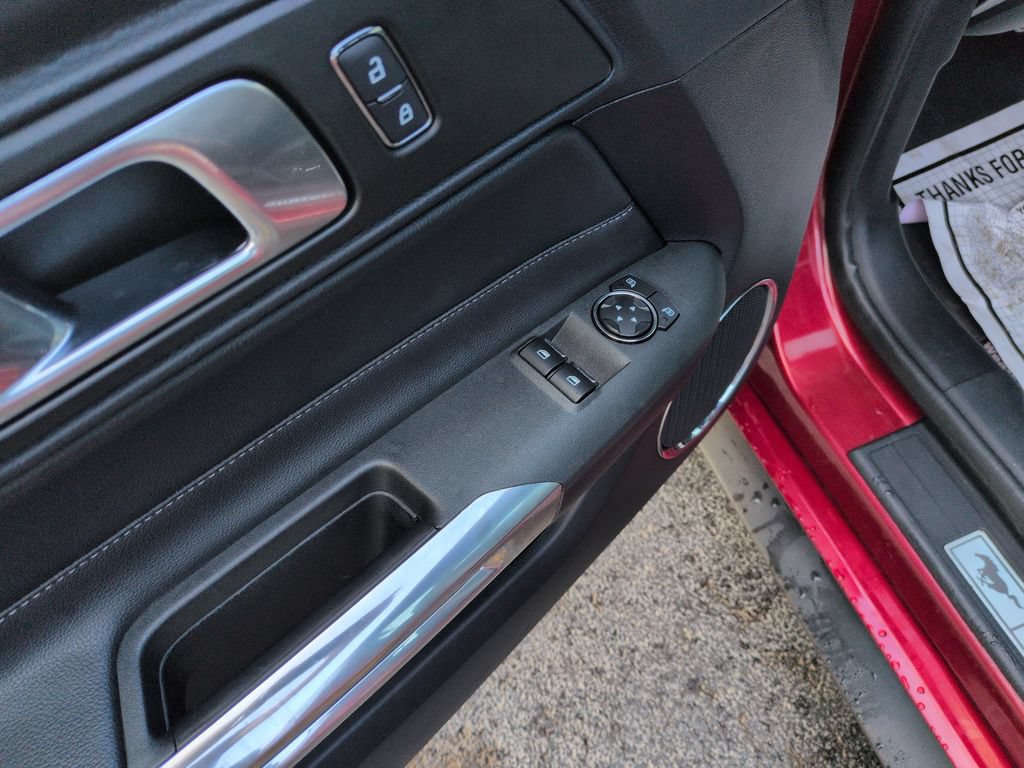 Used 2019 Ford Mustang GT Premium RWD image 11