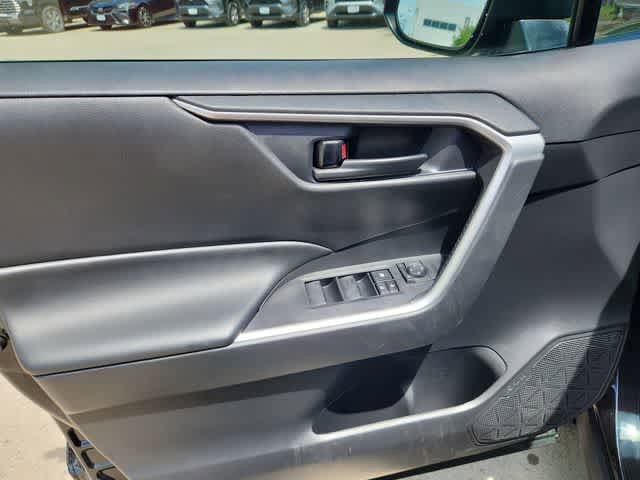 Certified 2024 Toyota RAV4 LE AWD/4WD image 15