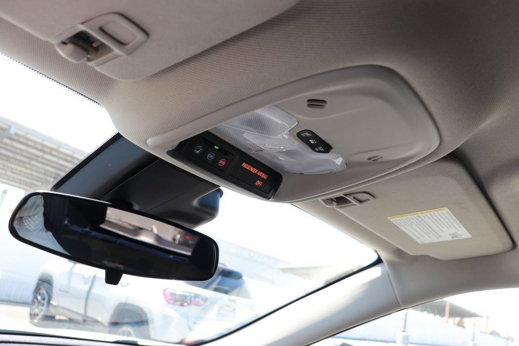 Used 2025 Buick Encore GX Preferred FWD image 23