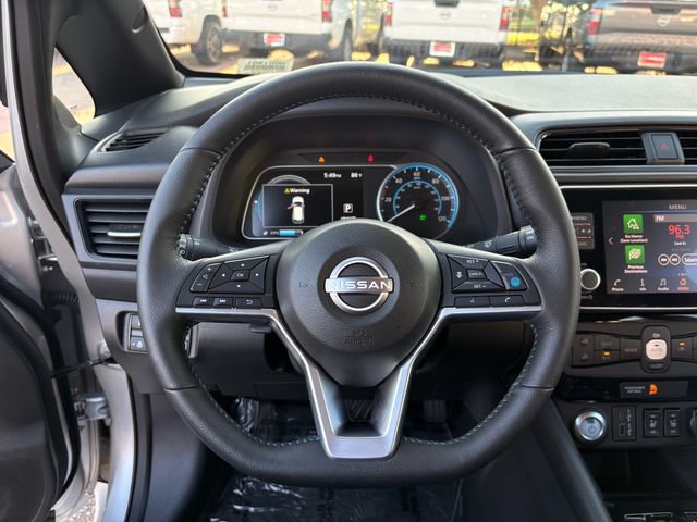 Certified 2025 Nissan Leaf SV Plus FWD image 15