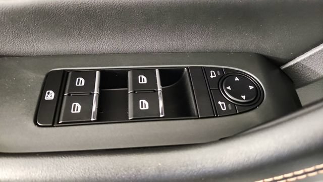 New 2026 MAZDA CX-90 Plug-In Hybrid w/ Preferred AWD/4WD image 10