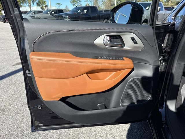 New 2026 Chrysler Pacifica Pinnacle FWD image 21