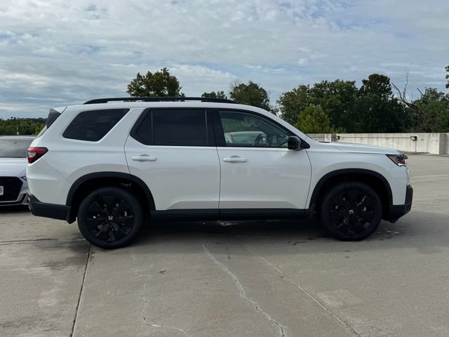 New 2026 Honda Pilot Black Edition image 5