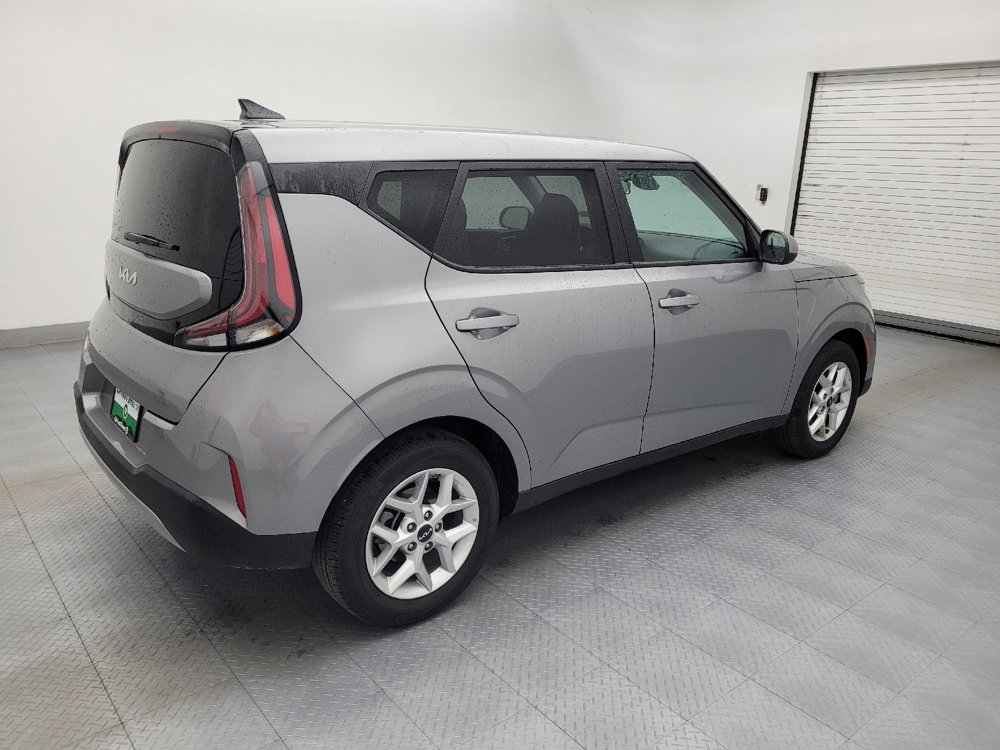 Used 2025 Kia Soul LX image 10