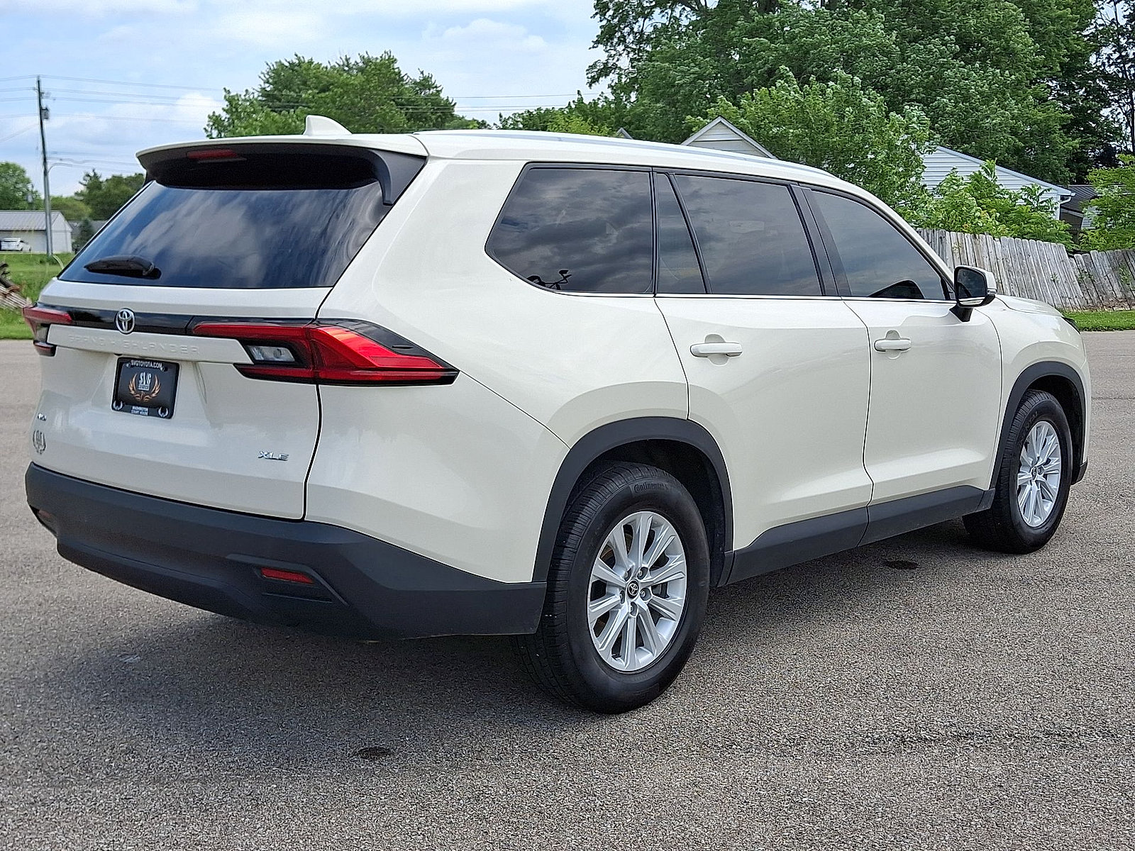 Used 2024 Toyota Grand Highlander AWD image 25