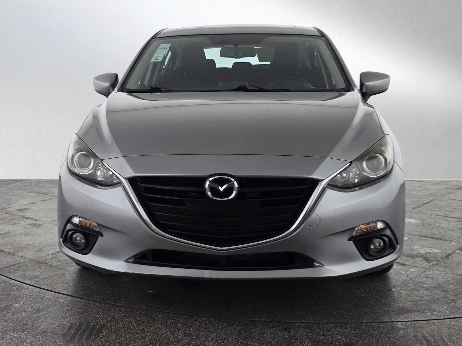 Used 2016 MAZDA MAZDA3 i Touring w/ Popular Equipment Package image 8