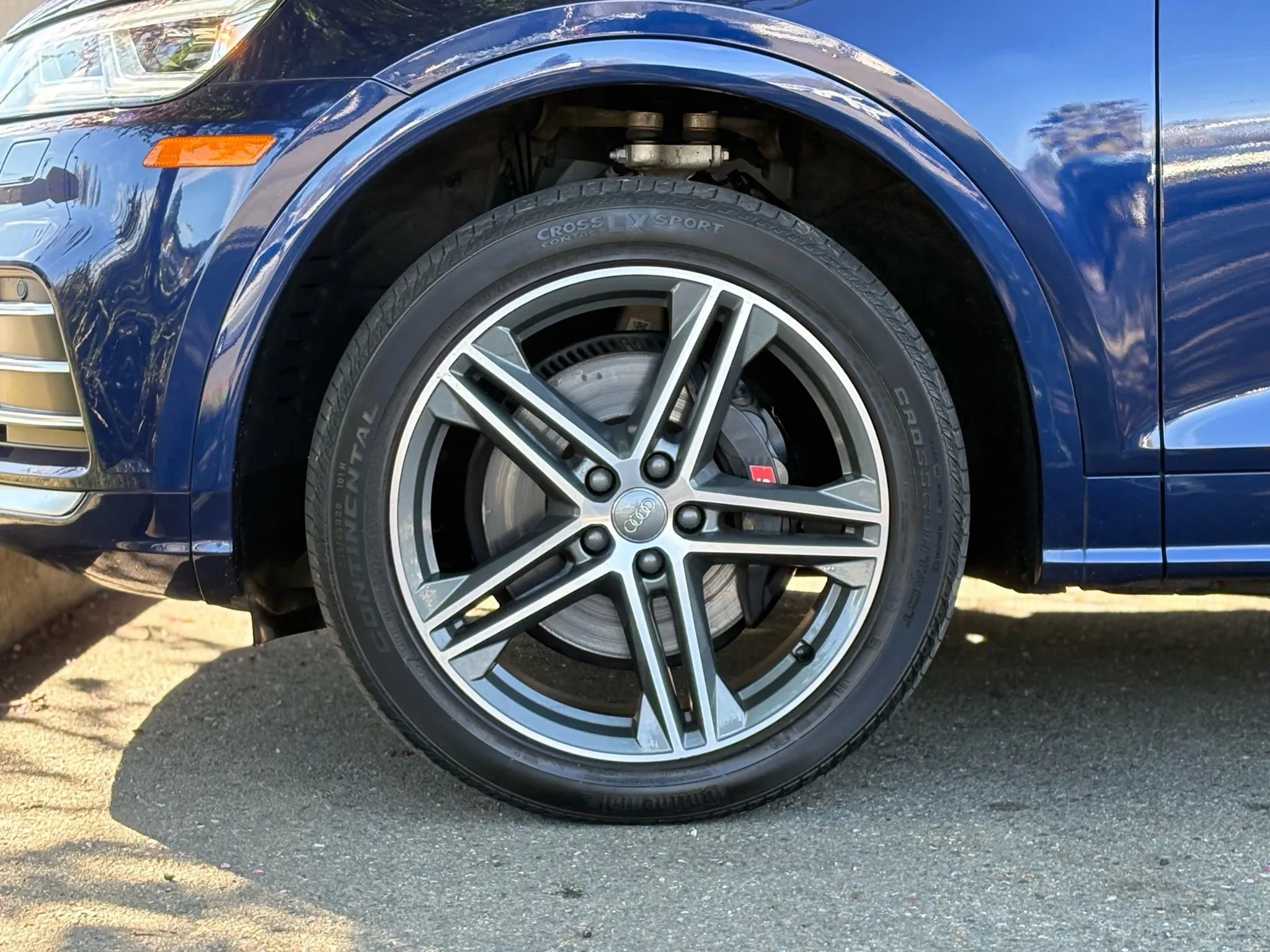 Used 2019 Audi SQ5 Premium Plus w/ Premium Plus Package image 30