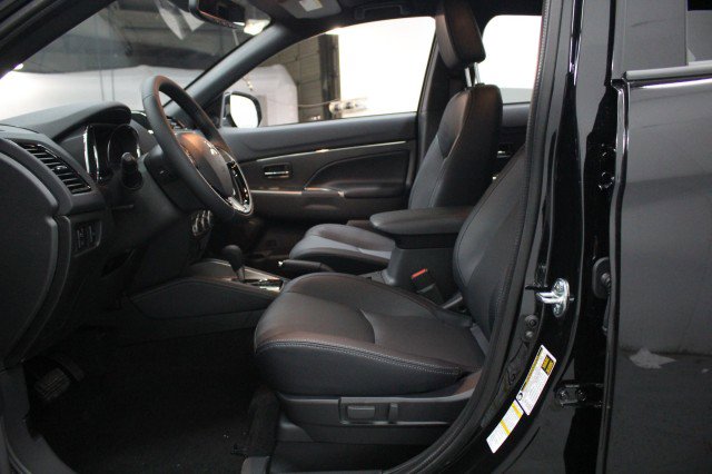 New 2026 Mitsubishi Outlander Sport SEL AWD/4WD image 6
