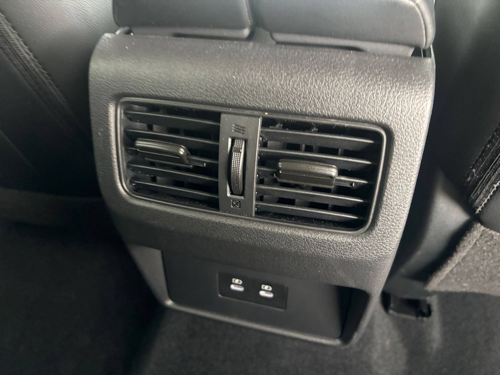 Used 2026 Nissan Rogue SL FWD image 25