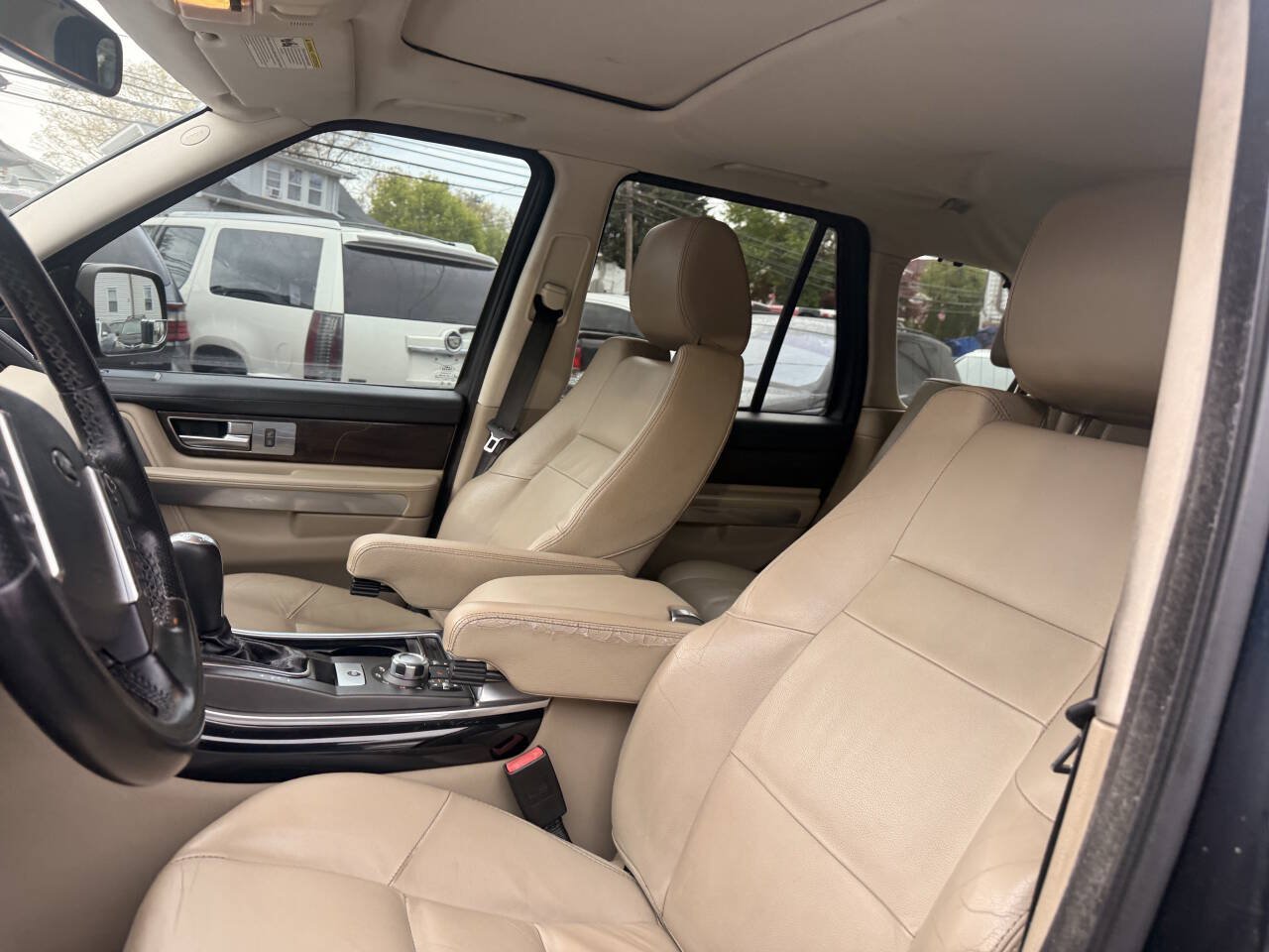 Used 2010 Land Rover Range Rover Sport HSE AWD/4WD image 12