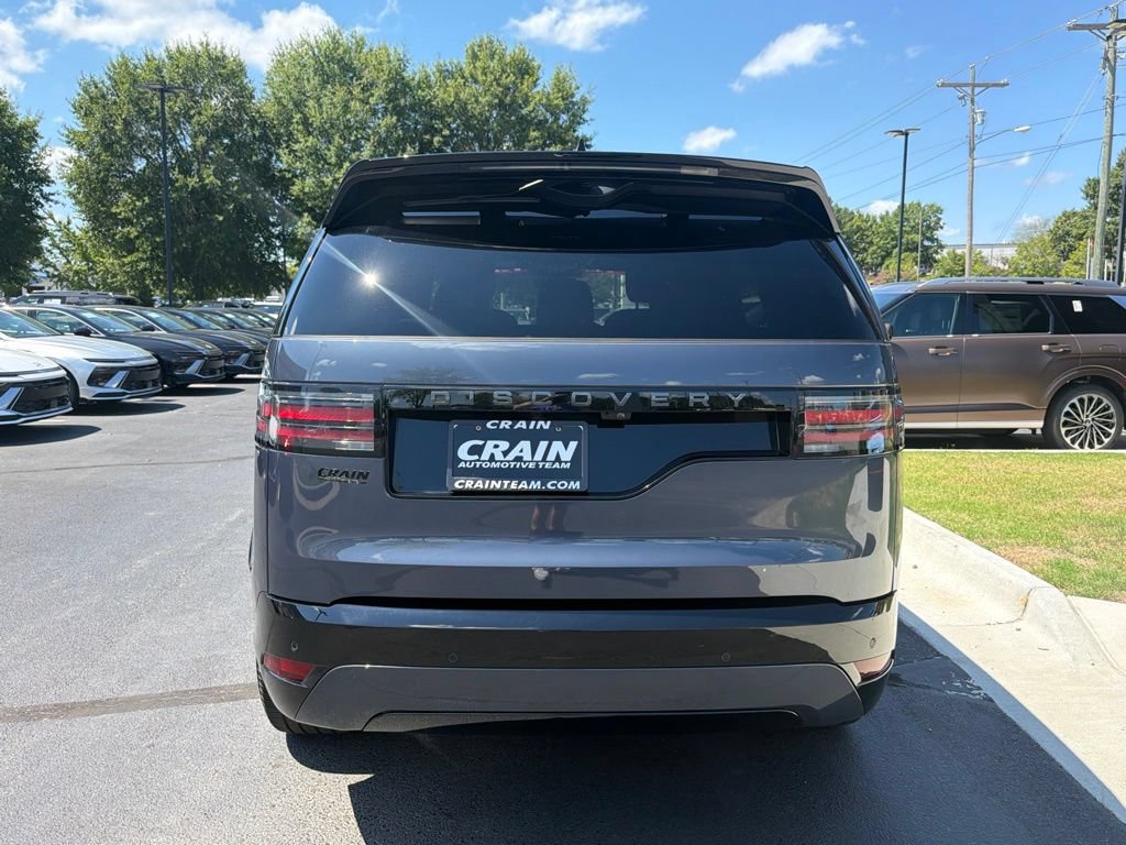 Used 2025 Land Rover Discovery Dynamic SE AWD/4WD image 7