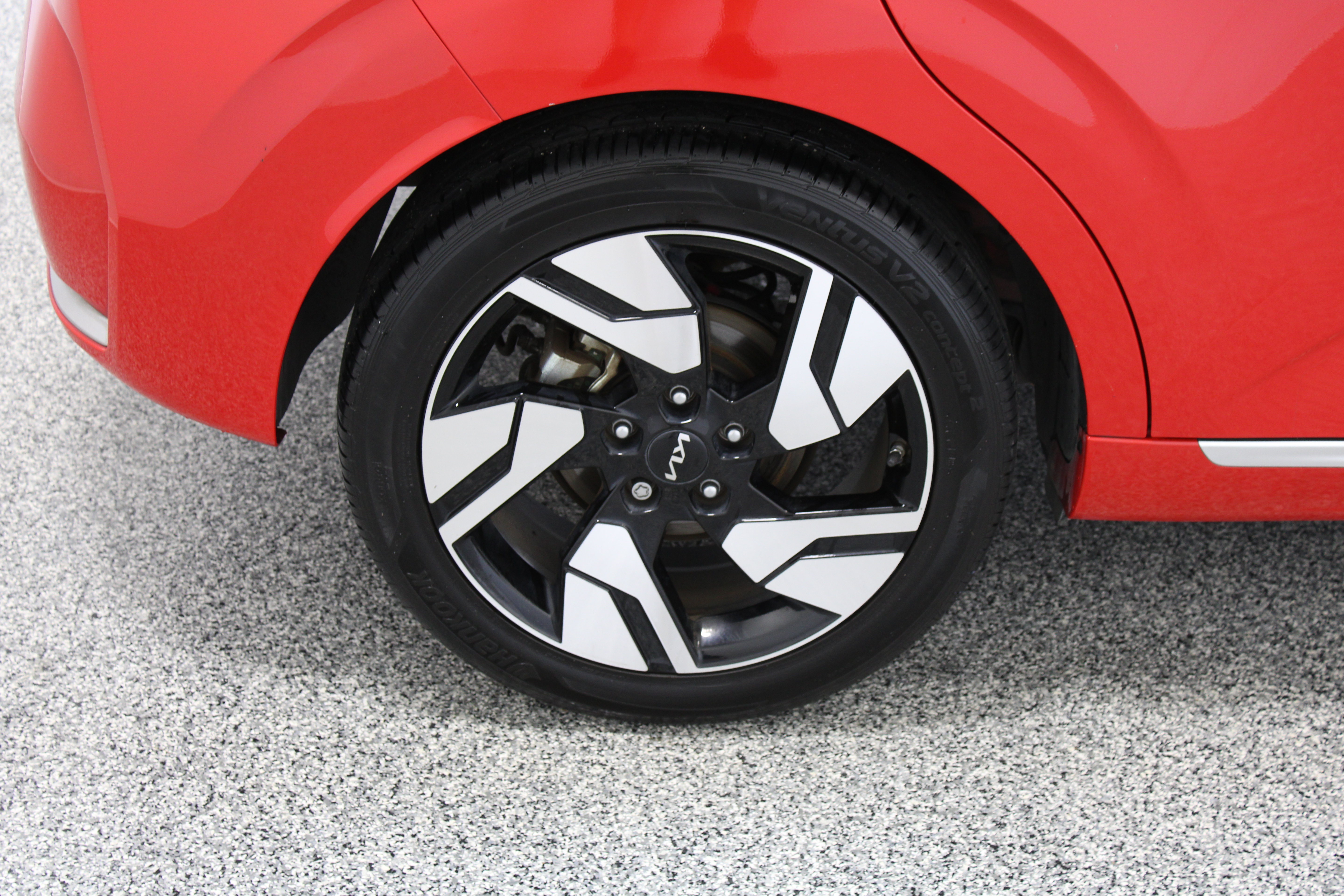 Used 2023 Kia Soul GT-Line w/ GT-Line Technology Package FWD image 6