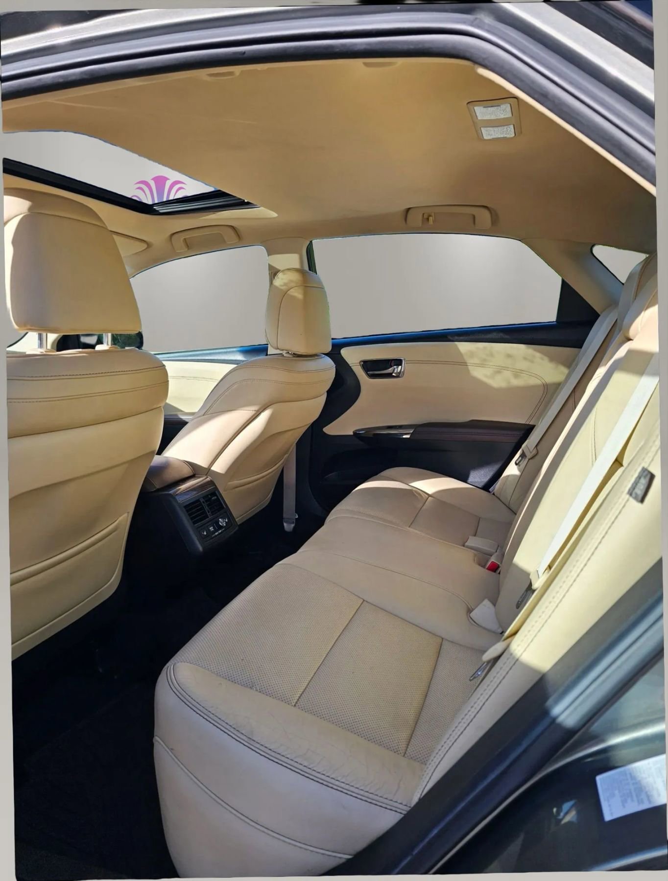 Used 2014 Toyota Avalon Limited FWD image 15