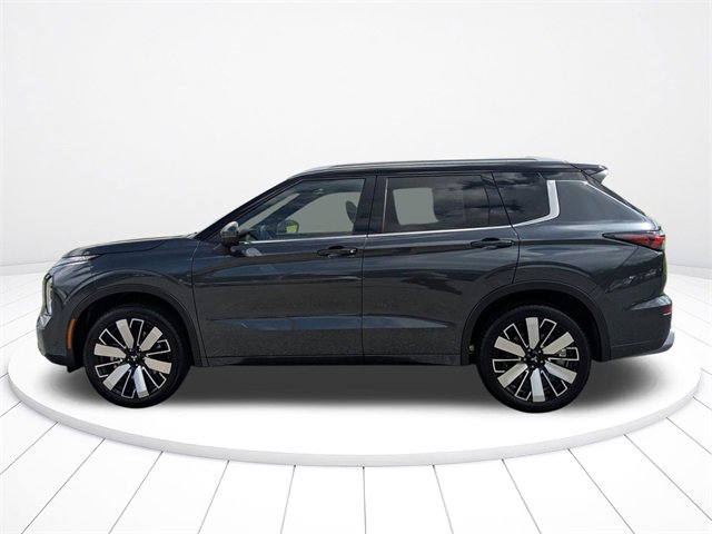 New 2025 Mitsubishi Outlander SEL image 6