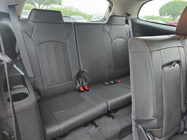 Used 2017 Buick Enclave Leather FWD image 12