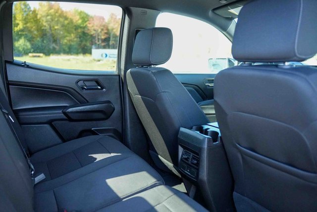 Used 2024 GMC Canyon Elevation image 20